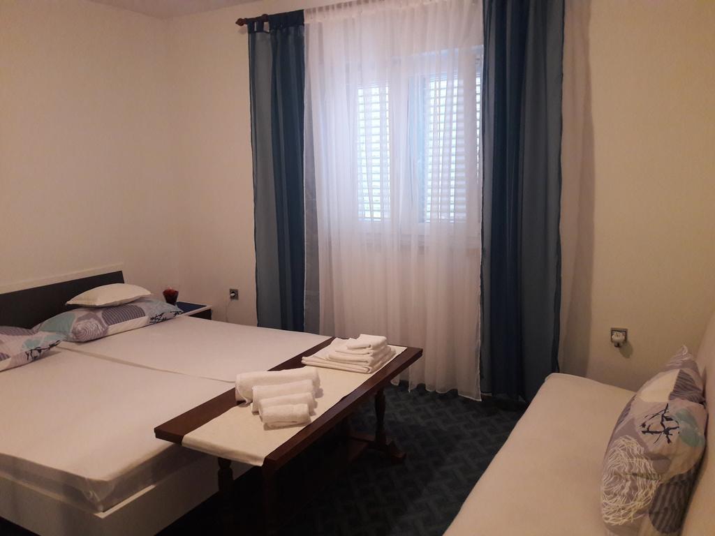 Rina Apartments Лабин Экстерьер фото